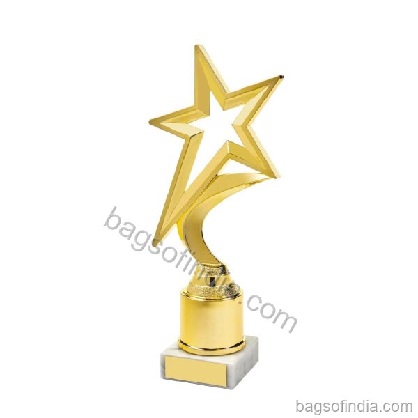 Golden Metal Shield Trophy - Trophy And Momento in India